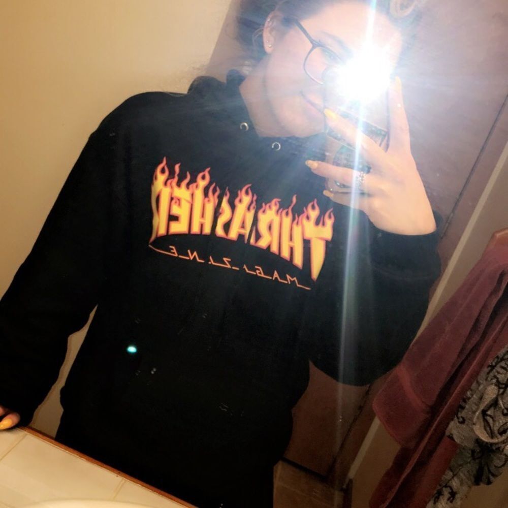 Thrasher Black Flame oversized skater Hoodie - Picture 2 of 8